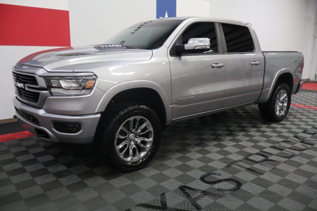 Used 2020 RAM 1500 Laramie w/ Sport Appearance Package AWD/4WD image 2