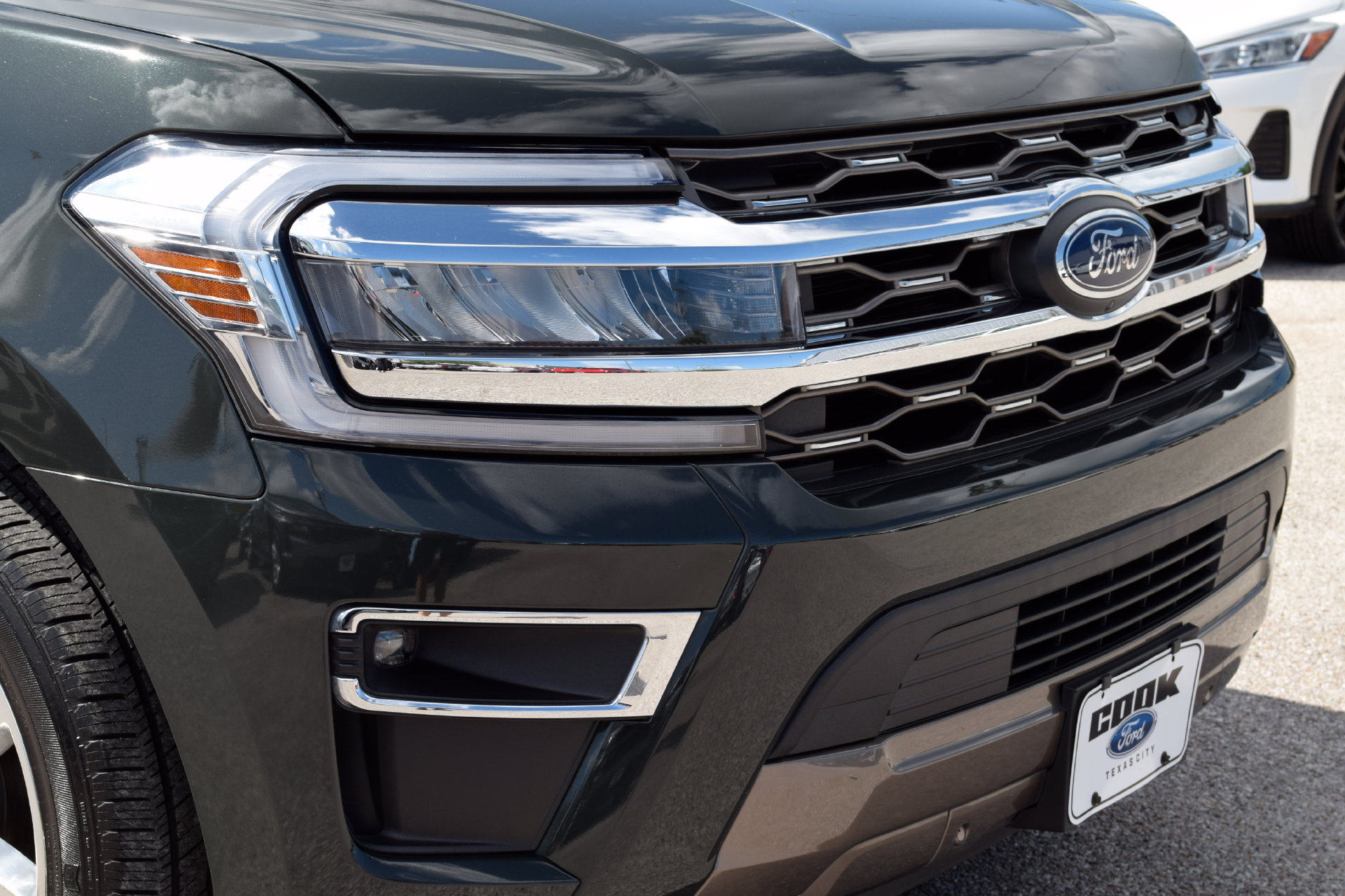 Used 2023 Ford Expedition King Ranch RWD image 26