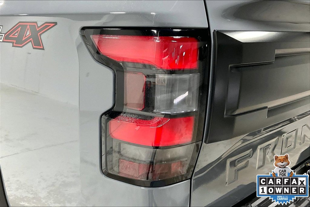 Used 2025 Nissan Frontier PRO-4X AWD/4WD image 38