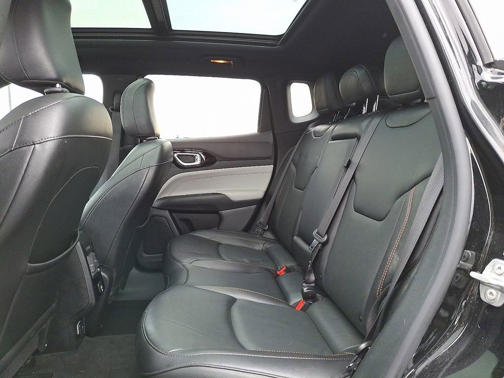 Used 2023 Jeep Compass Limited w/ Sun and Sound Group image 10