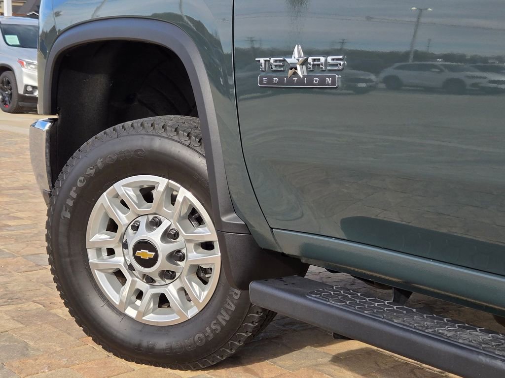 Used 2025 Chevrolet Silverado 2500 LT w/ Texas Edition image 30
