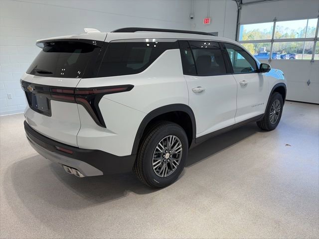 New 2026 Chevrolet Traverse LT w/ Driver Confidence Package FWD image 6