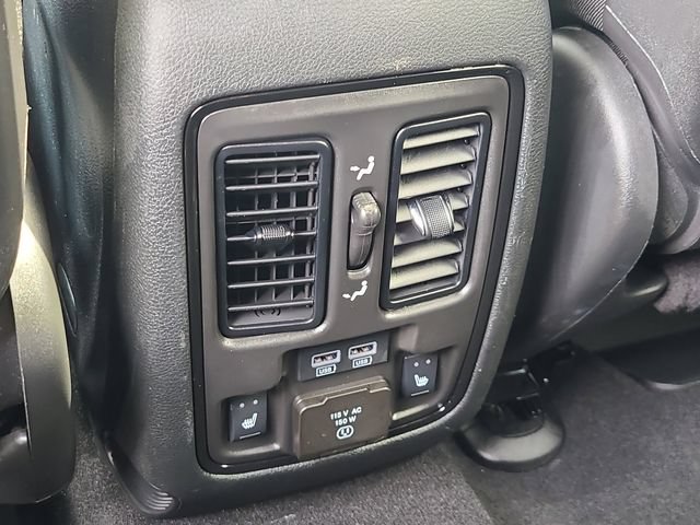 Used 2025 Dodge Durango GT AWD/4WD image 11