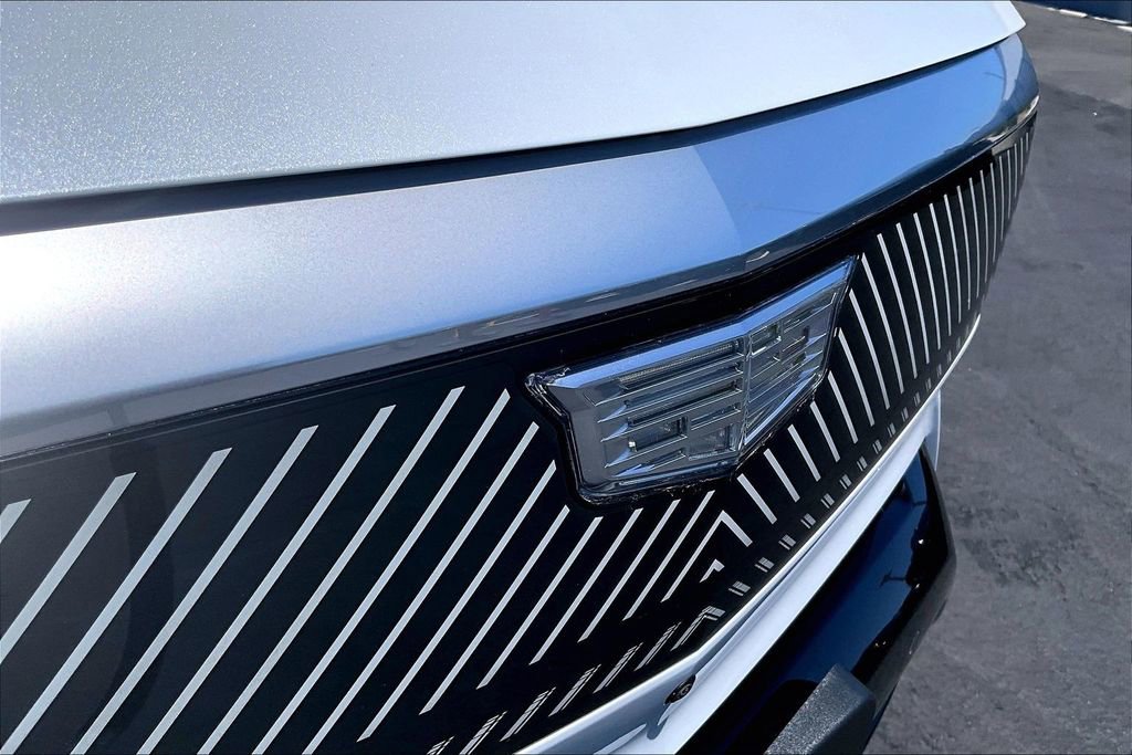 New 2026 Cadillac Optiq Luxury 1 RWD image 36