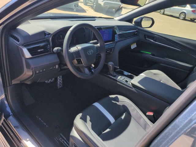 New 2026 Toyota Camry SE w/ Convenience Package FWD image 3