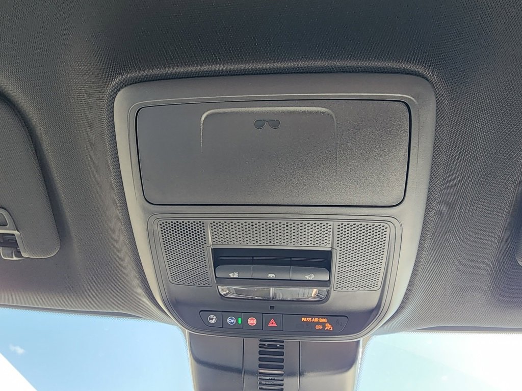 New 2026 Buick Enclave Sport Touring w/ Super Cruise Package image 38