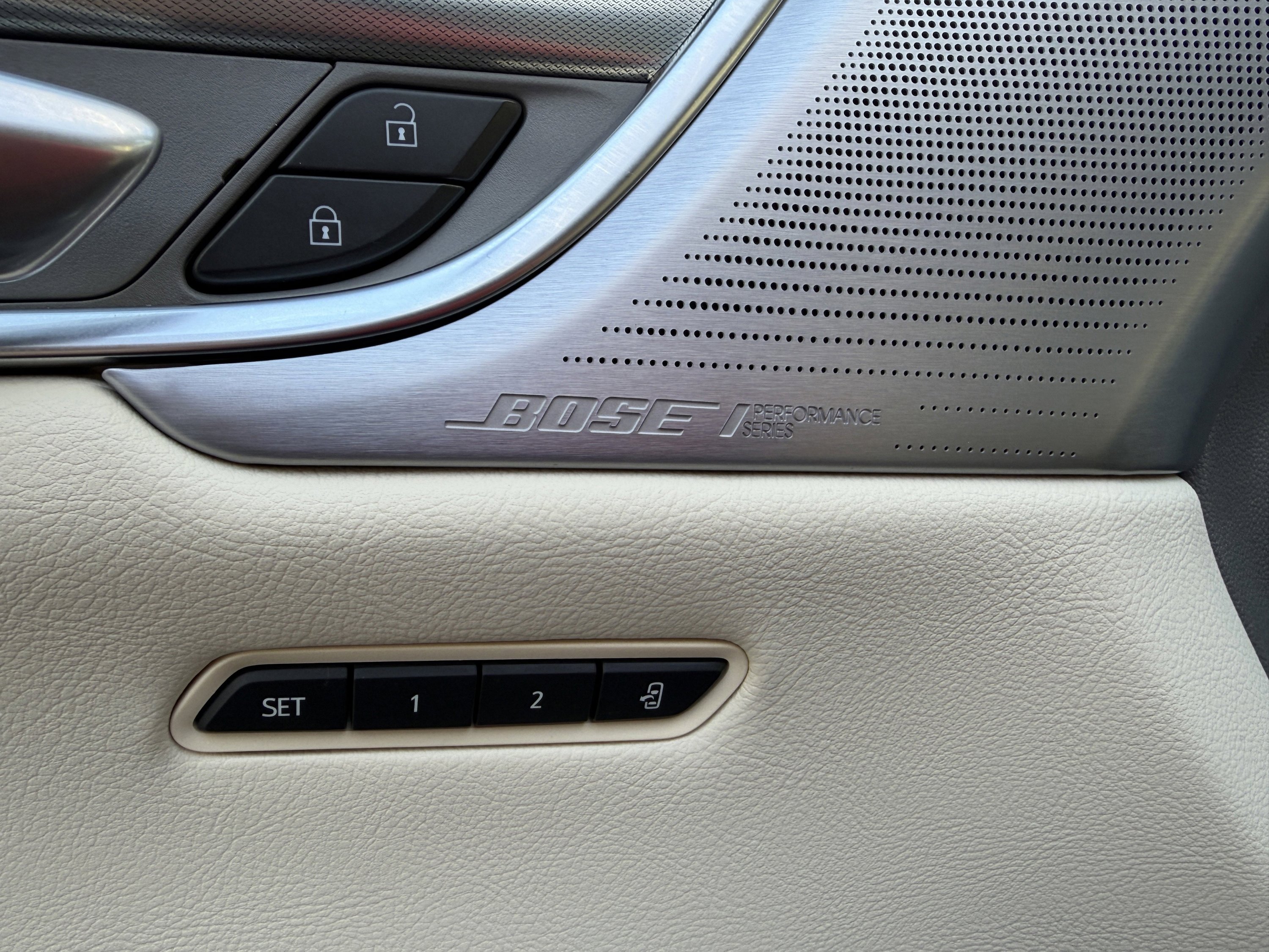 Used 2025 Cadillac XT5 Premium Luxury image 26