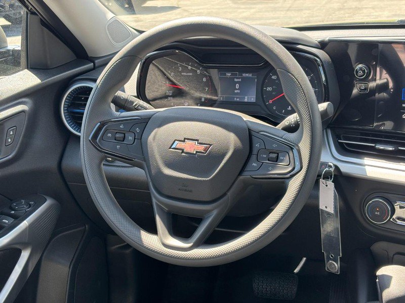 New 2026 Chevrolet Trax LS w/ Driver Confidence Package FWD image 7