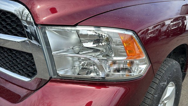 Used 2020 RAM 1500 Classic SLT AWD/4WD image 9