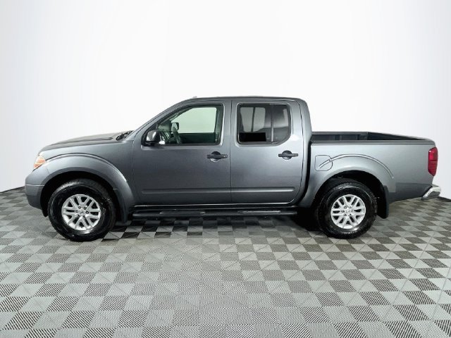 Used 2017 Nissan Frontier SV AWD/4WD image 5