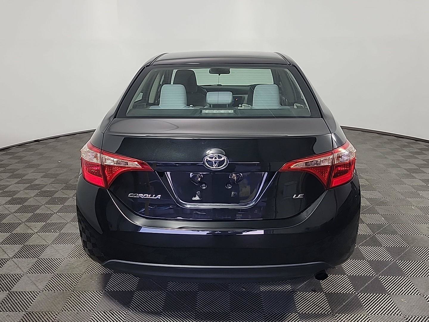 Used 2019 Toyota Corolla LE FWD image 5