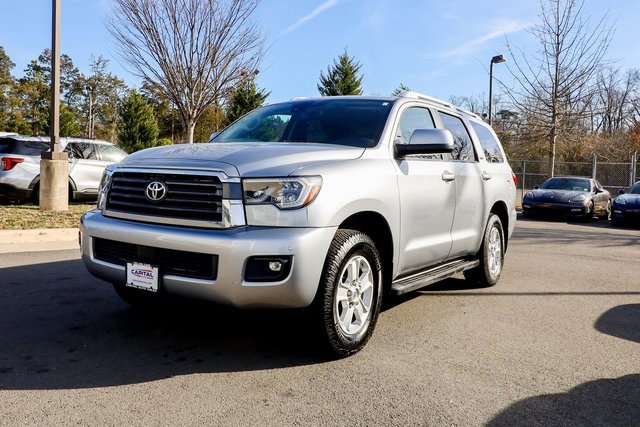 Used 2018 Toyota Sequoia SR5 image 10