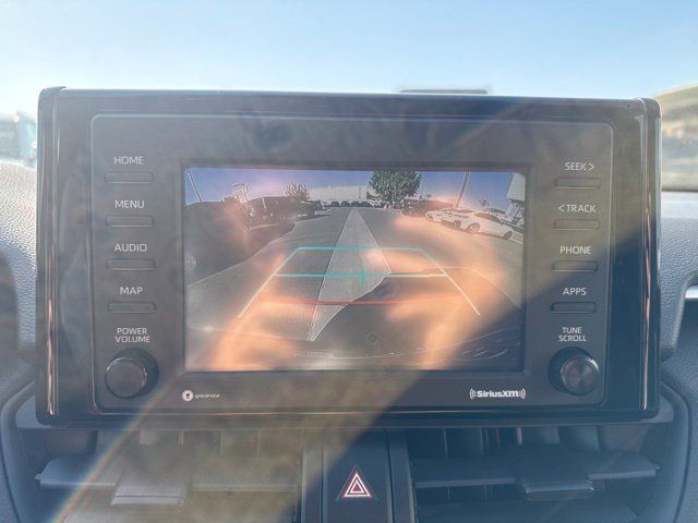 Used 2021 Toyota RAV4 XLE AWD/4WD image 16