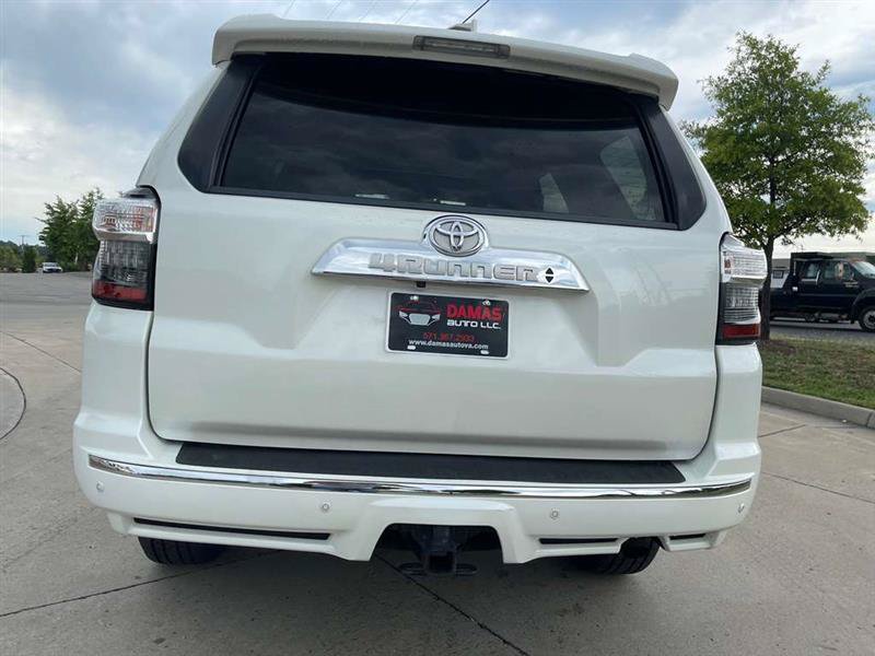 Used 2018 Toyota 4Runner Limited AWD/4WD image 25