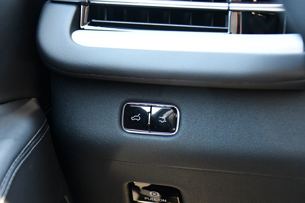 New 2026 Lincoln Navigator Reserve AWD/4WD image 41
