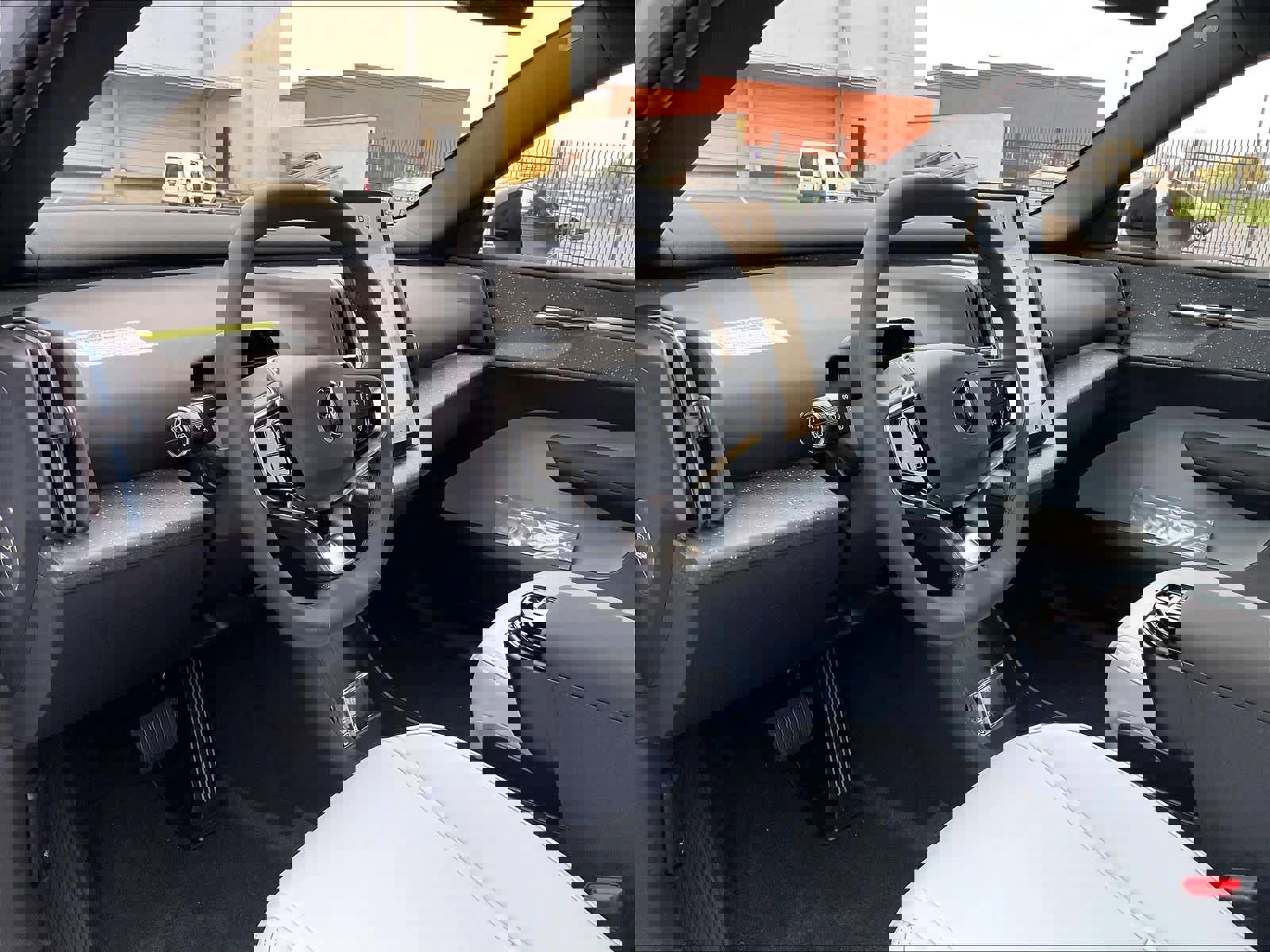 New 2026 Volvo EX30 Ultra w/ Climate Package image 8