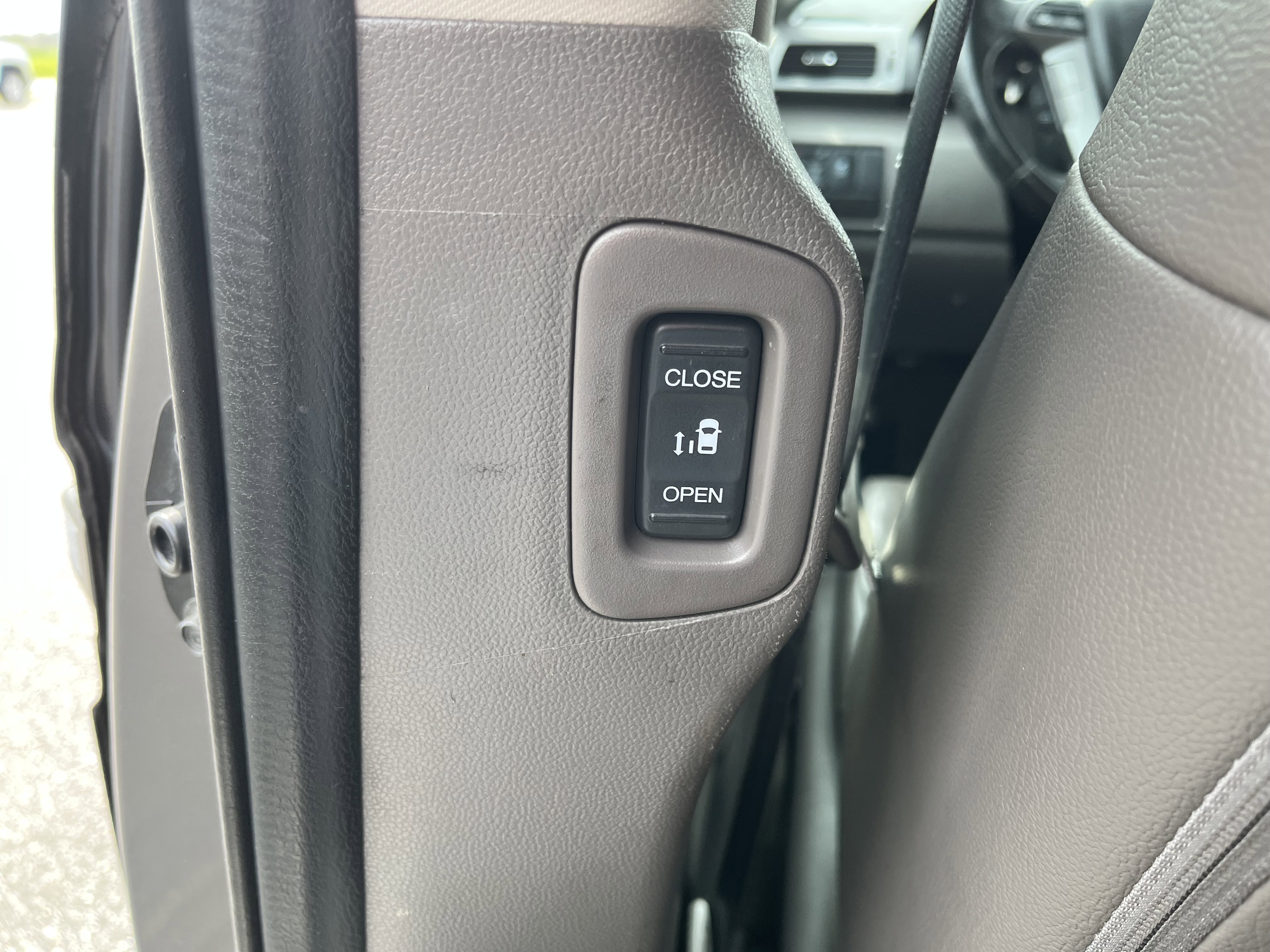 Used 2013 Honda Odyssey EX-L image 17