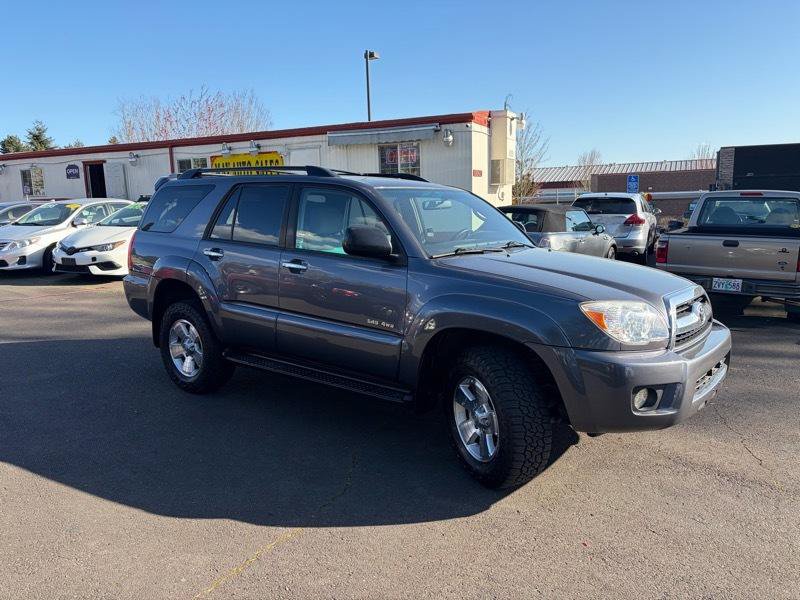 Used 2006 Toyota 4Runner SR5 AWD/4WD image 3