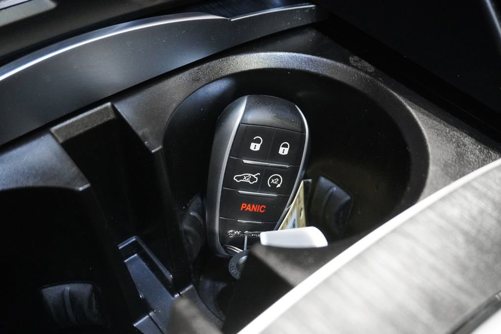 Used 2024 Alfa Romeo Stelvio Sprint image 24