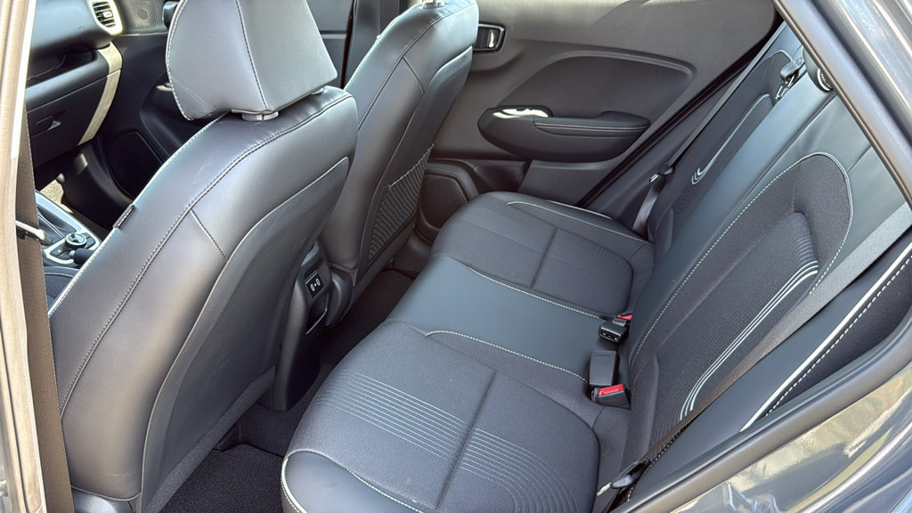 New 2026 Hyundai Venue SEL FWD image 11