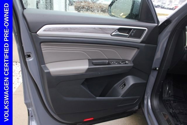 Used 2022 Volkswagen Atlas Cross Sport SE w/ Panoramic Sunroof Package image 20