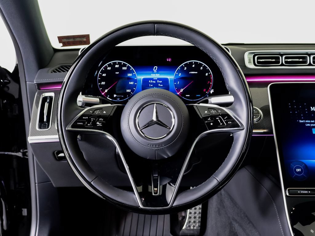 Used 2025 Mercedes-Benz S 580 4MATIC Sedan image 9