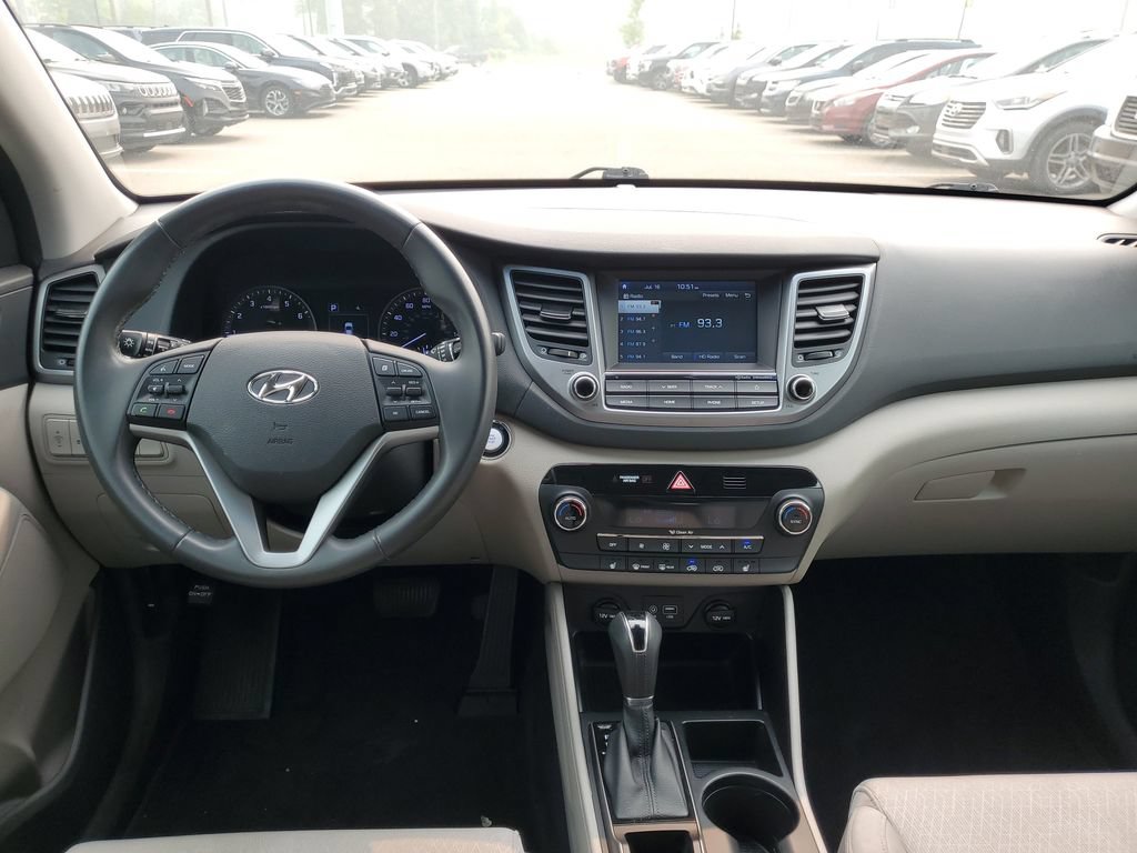 Used 2018 Hyundai Tucson Sport w/ Cargo Package AWD/4WD image 13