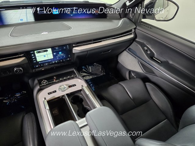 Used 2026 Lincoln Navigator Reserve w/ Jet Appearance Package AWD/4WD image 18