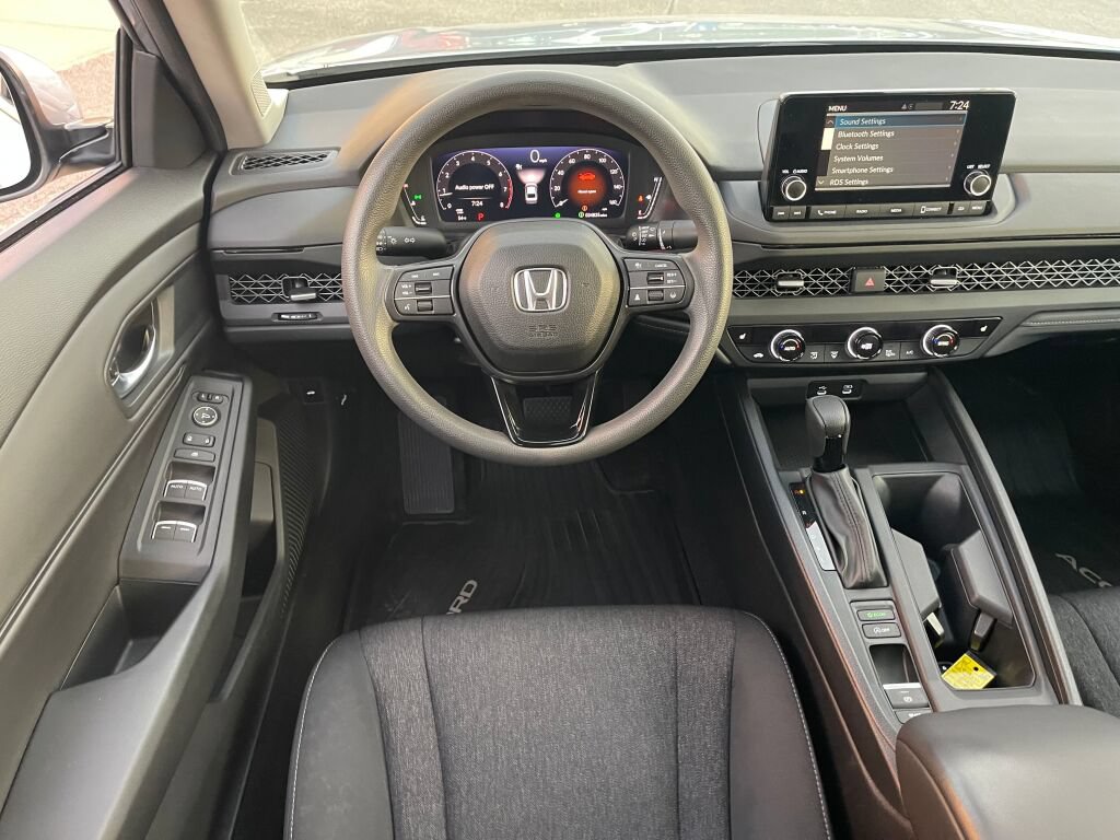 Used 2024 Honda Accord EX image 2