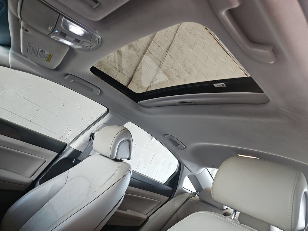 Used 2017 Hyundai Sonata Sport w/ Value Edition Package 02 FWD image 41