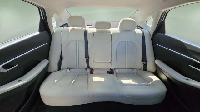 Used 2025 Hyundai Sonata SEL FWD image 29