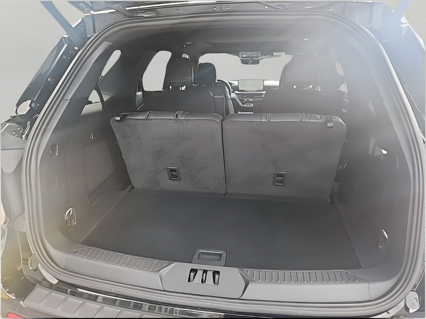 Certified 2026 Ford Explorer ST w/ Sun And Sound Package image 11