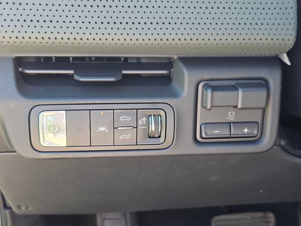 Used 2026 GMC Sierra EV AT4 AWD/4WD image 25