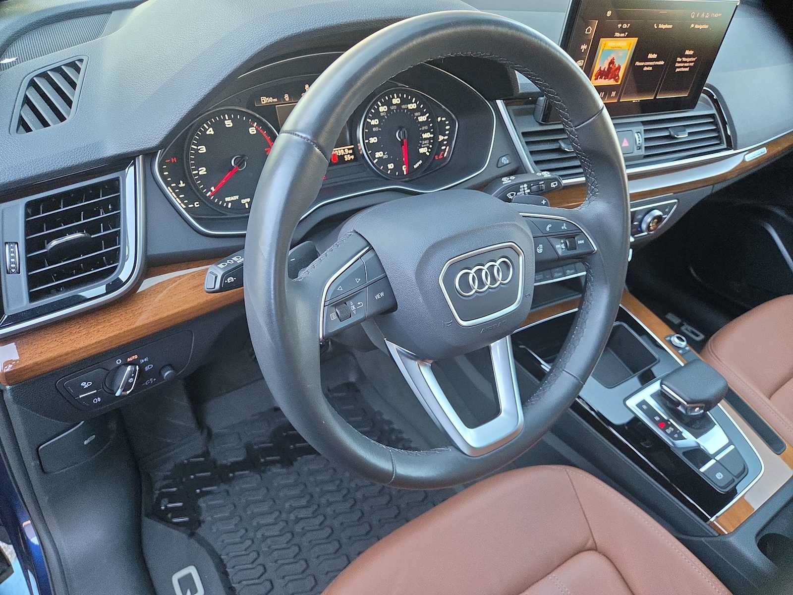 Used 2024 Audi Q3 2.0T Premium Plus w/ Premium Plus Package AWD/4WD image 11