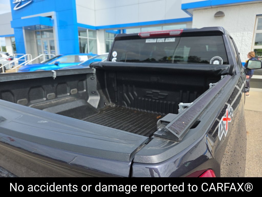 Used 2024 Chevrolet Silverado 1500 LT AWD/4WD image 4