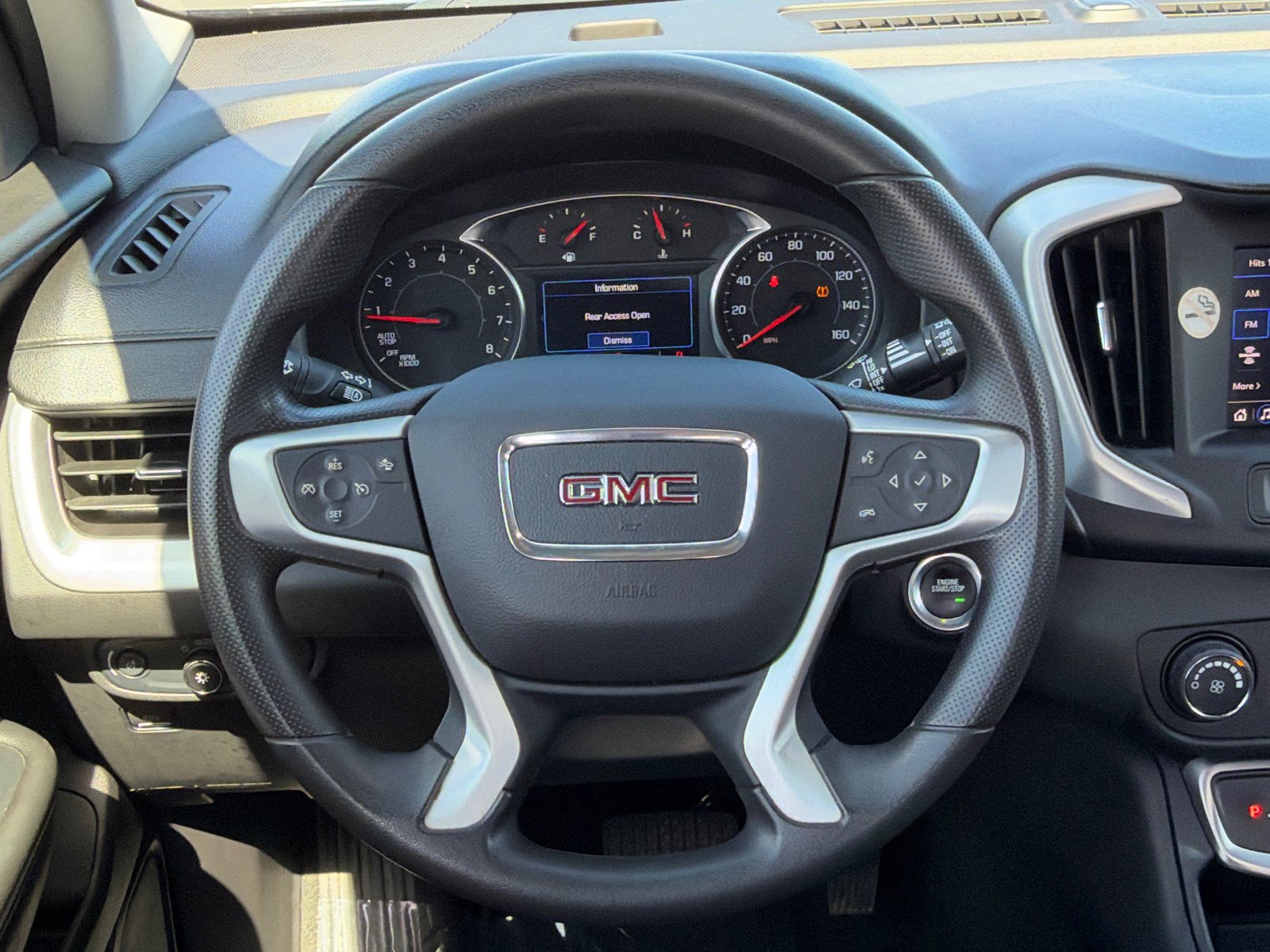 Used 2024 GMC Terrain SLE AWD/4WD image 23