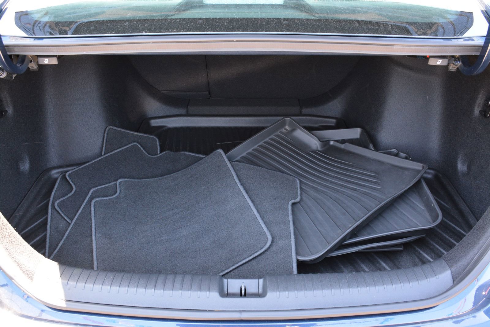 Used 2025 Honda Accord SE image 16