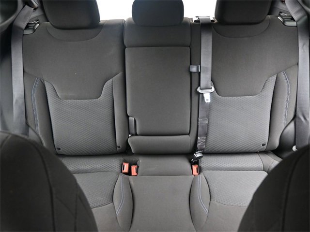 Used 2025 Jeep Compass Sport image 21