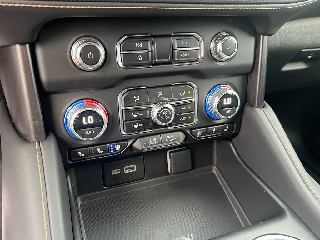 Used 2023 GMC Yukon AT4 w/ AT4 Premium Package AWD/4WD image 35