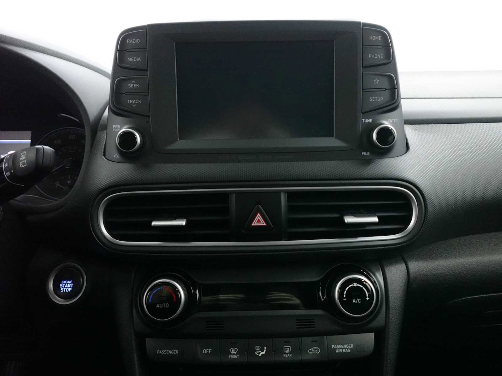 Used 2021 Hyundai Kona Limited AWD/4WD image 21