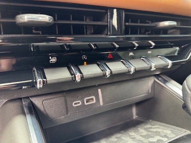 Certified 2024 GMC Canyon AT4 AWD/4WD image 27
