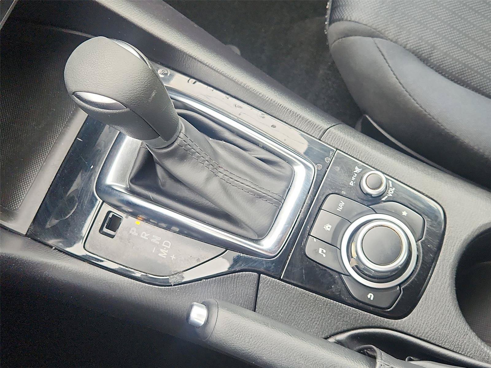 Used 2016 MAZDA MAZDA3 i Sport FWD image 15