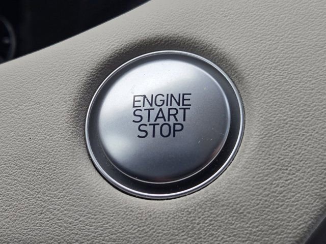 Used 2020 Hyundai Palisade Limited image 21