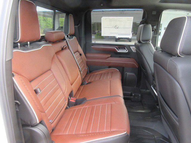 New 2026 GMC Sierra 2500 Denali Ultimate AWD/4WD image 14