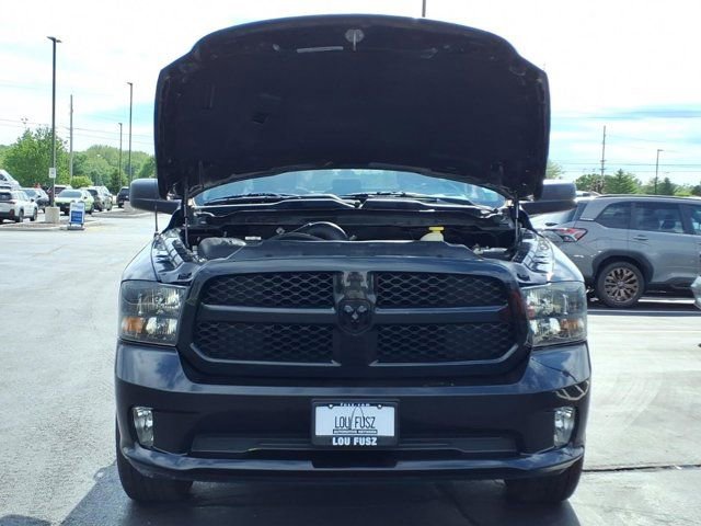 Used 2017 RAM 1500 Express w/ Black Ram 1500 Express Group RWD image 29