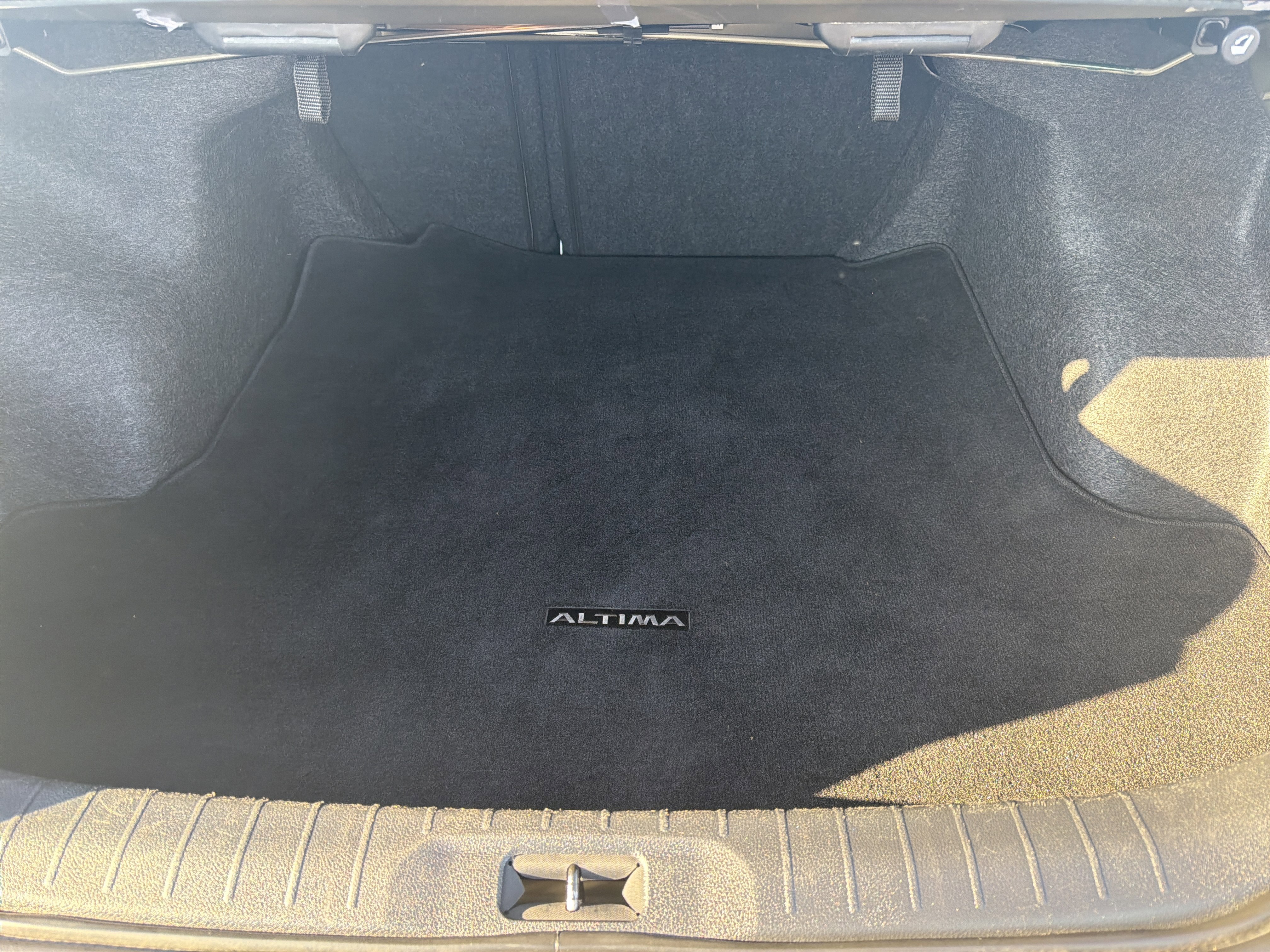 Used 2024 Nissan Altima 2.5 SV AWD/4WD video 5