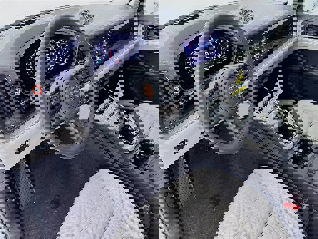 New 2026 Porsche Cayenne image 4