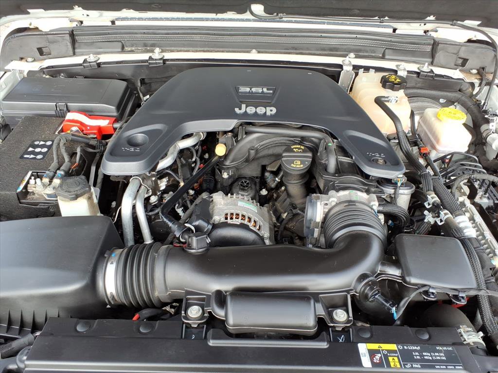 Used 2020 Jeep Wrangler Sport image 9