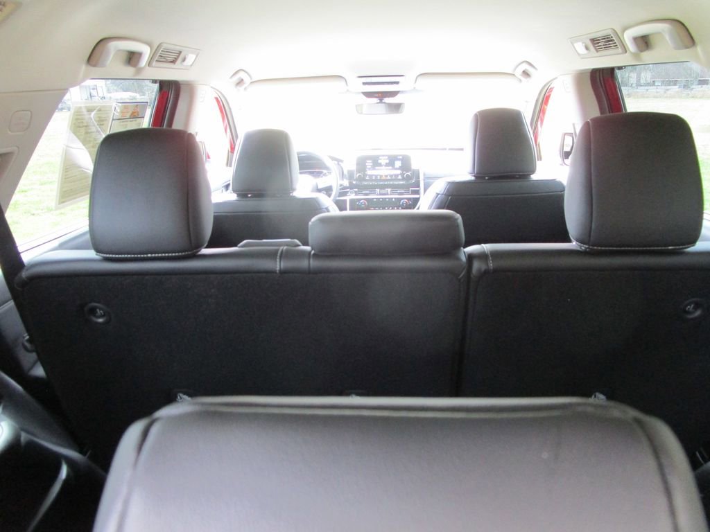 Used 2024 Nissan Pathfinder SL image 13