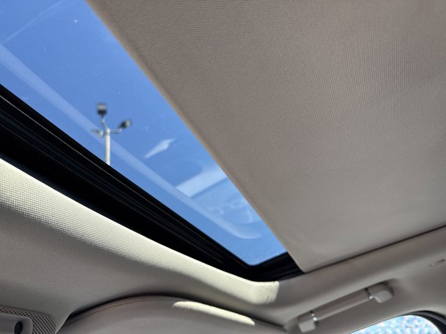 Used 2019 Lincoln Navigator Reserve image 33